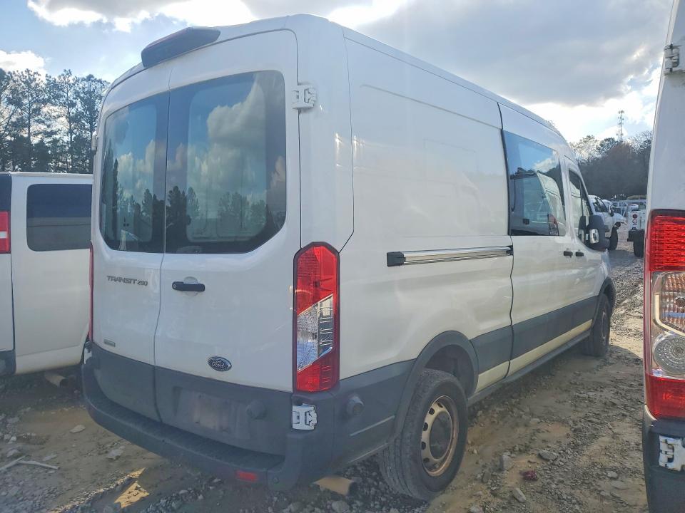 2020 Ford Transit T-250