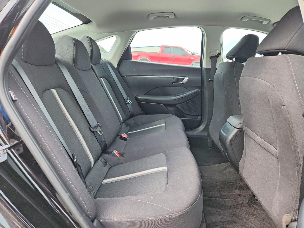 2025 Hyundai Sonata se