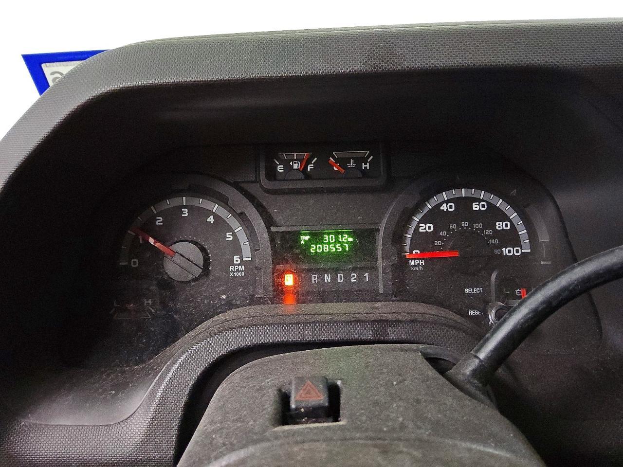 2013 Ford Econoline E250 van
