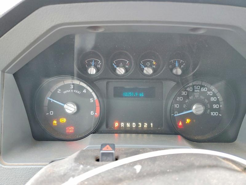 2013 Ford F450 Super Duty Flatbed Truck