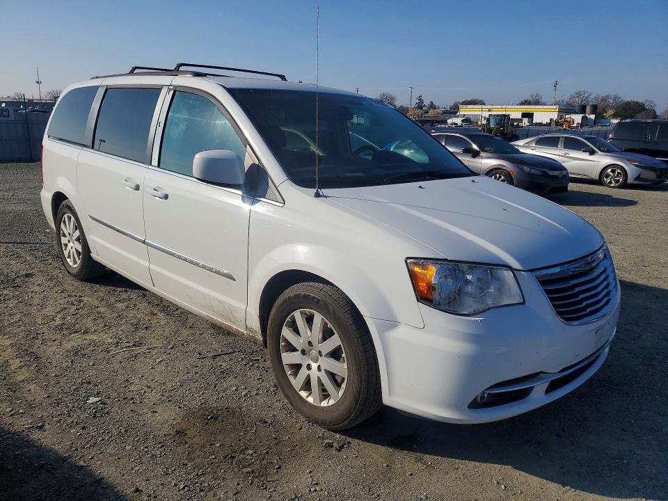 2016 Chrysler Town & Country Touring