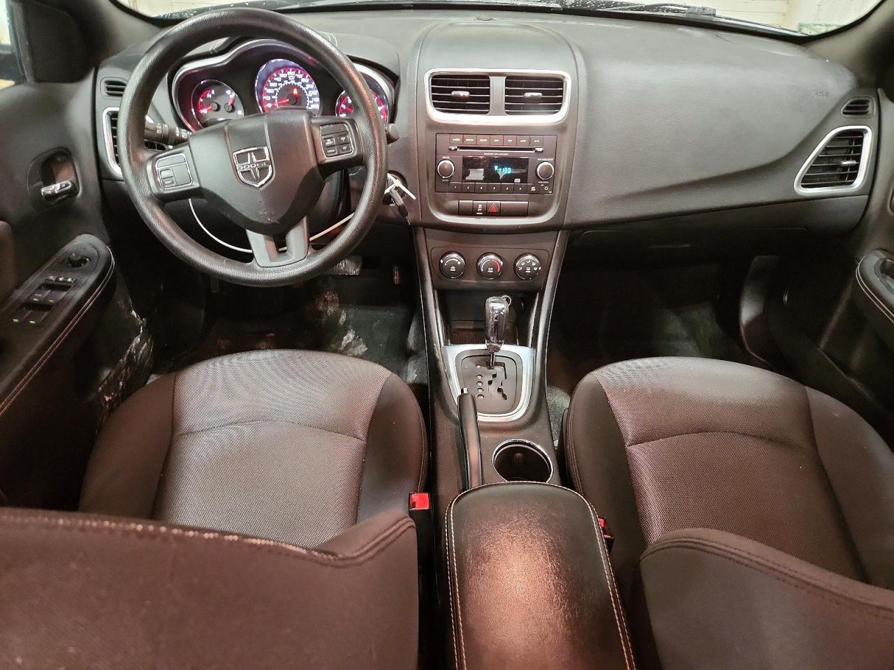 2014 Dodge Avenger se
