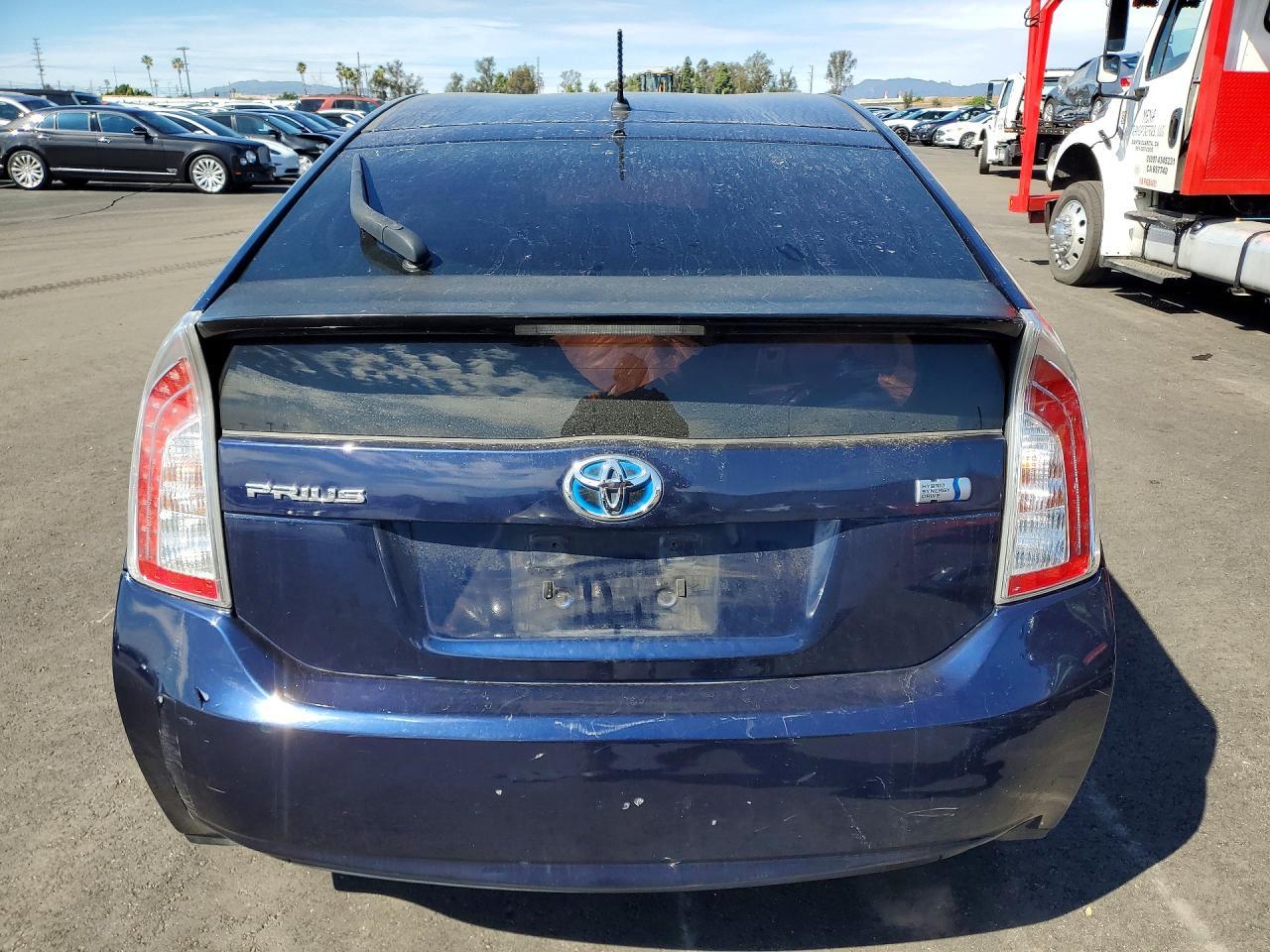 2013 Toyota Prius two