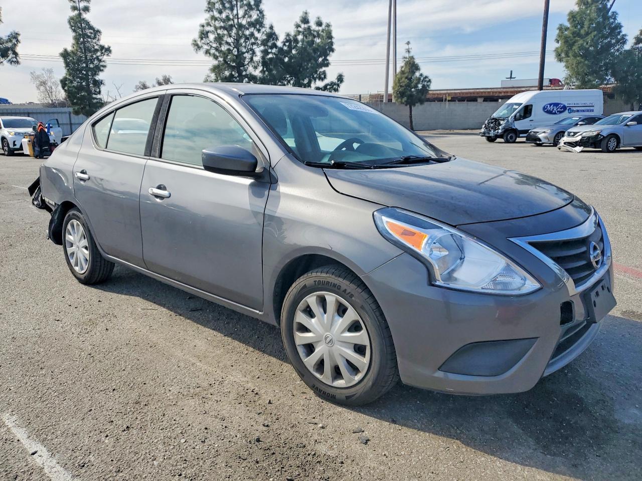 2017 Nissan Versa 1.6 sv