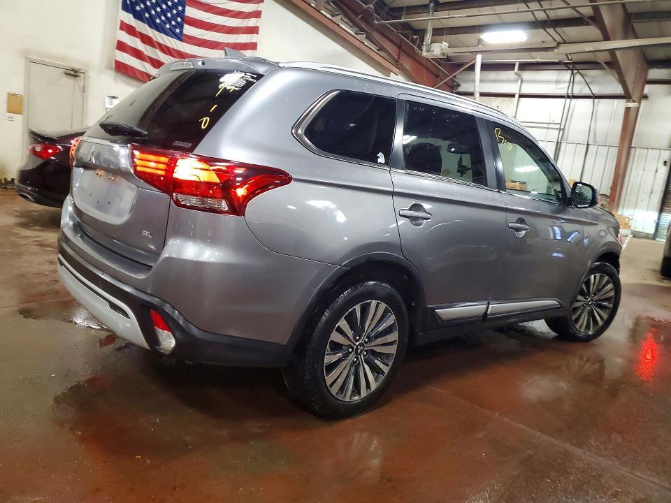 2020 Mitsubishi Outlander se