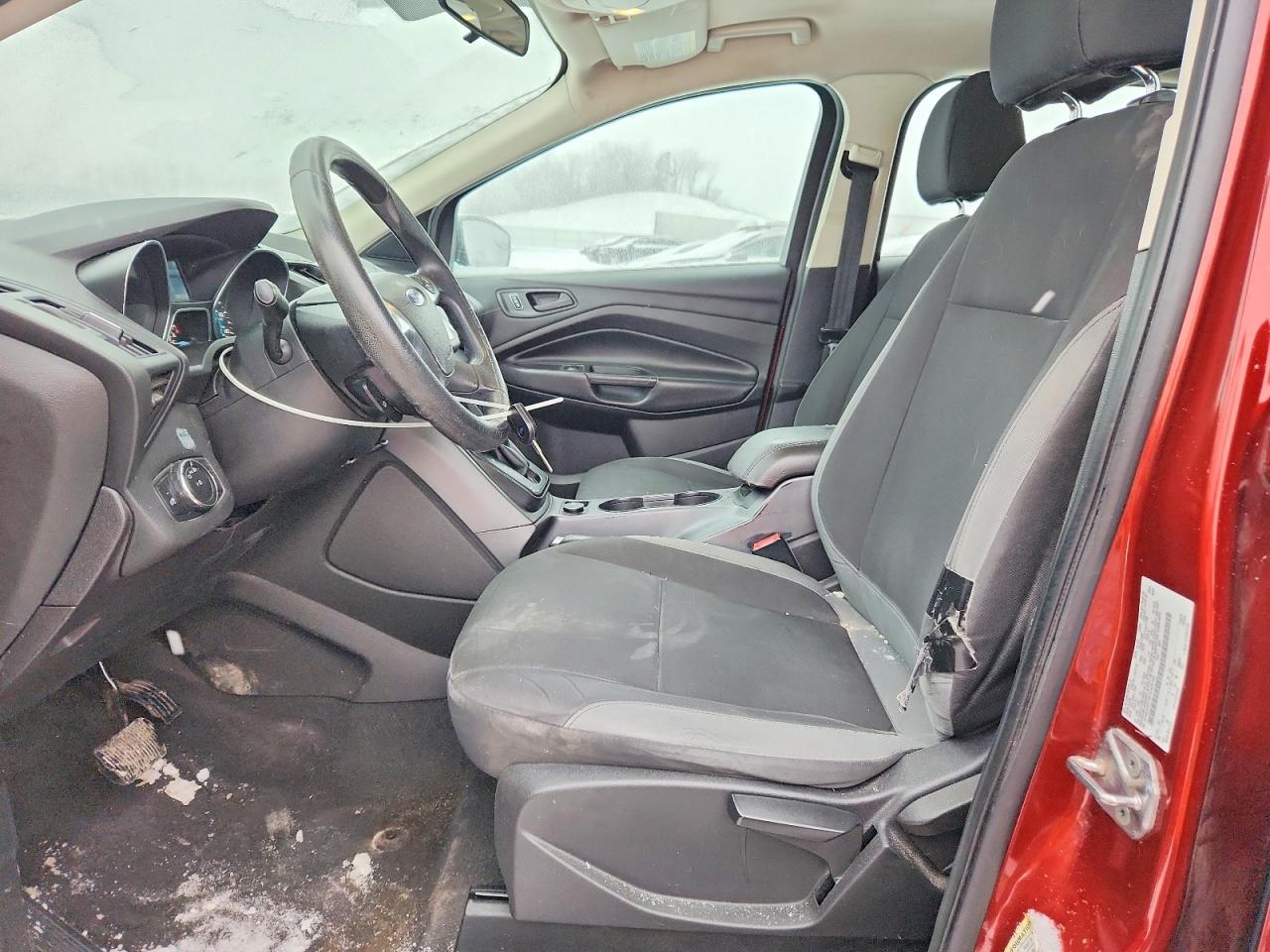 2015 Ford Escape s