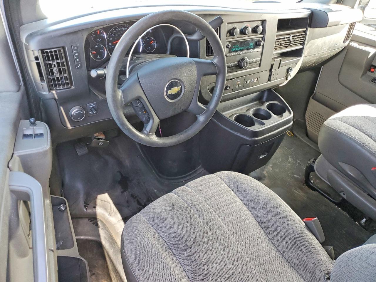 2018 Chevrolet Express G2500