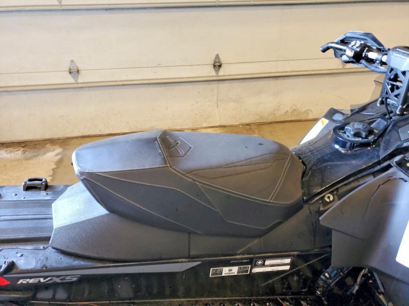 2014 Skidoo Mxzx