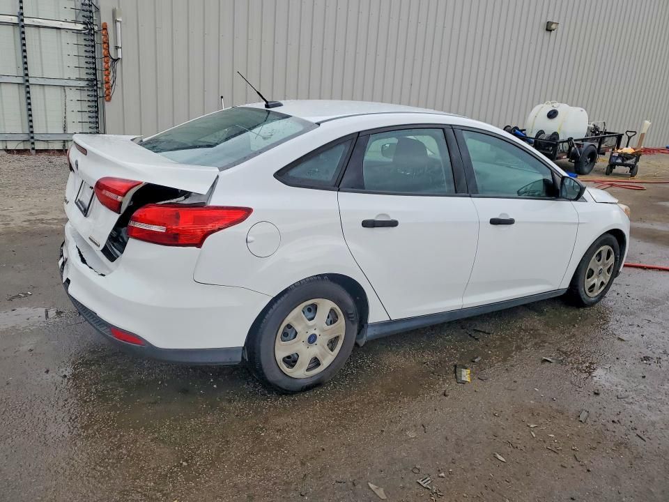 2016 Ford Focus s