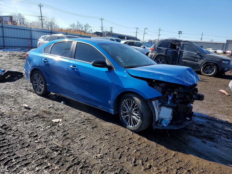2023 KIA Forte gt Line