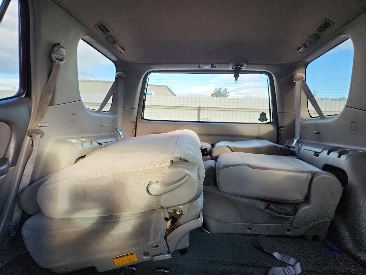 2004 Toyota Sequoia SR5