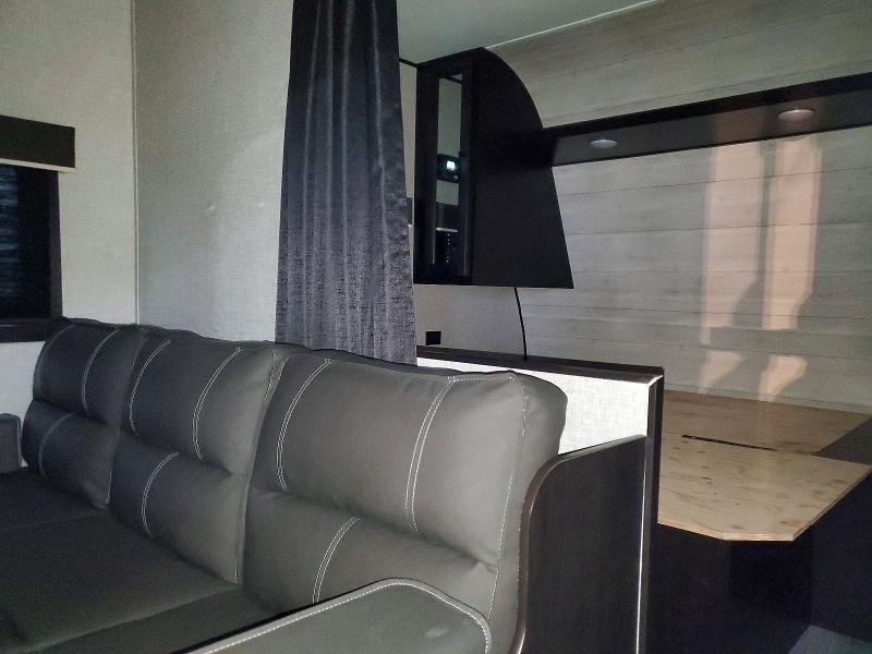 2022 Jayco Rocky Mountain Camper