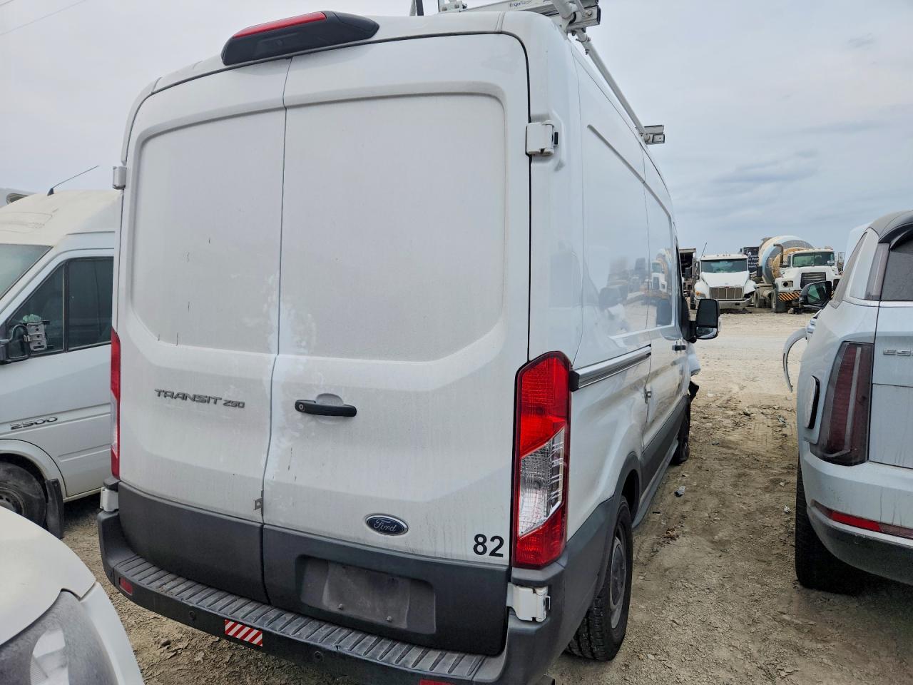 2023 Ford Transit T-250