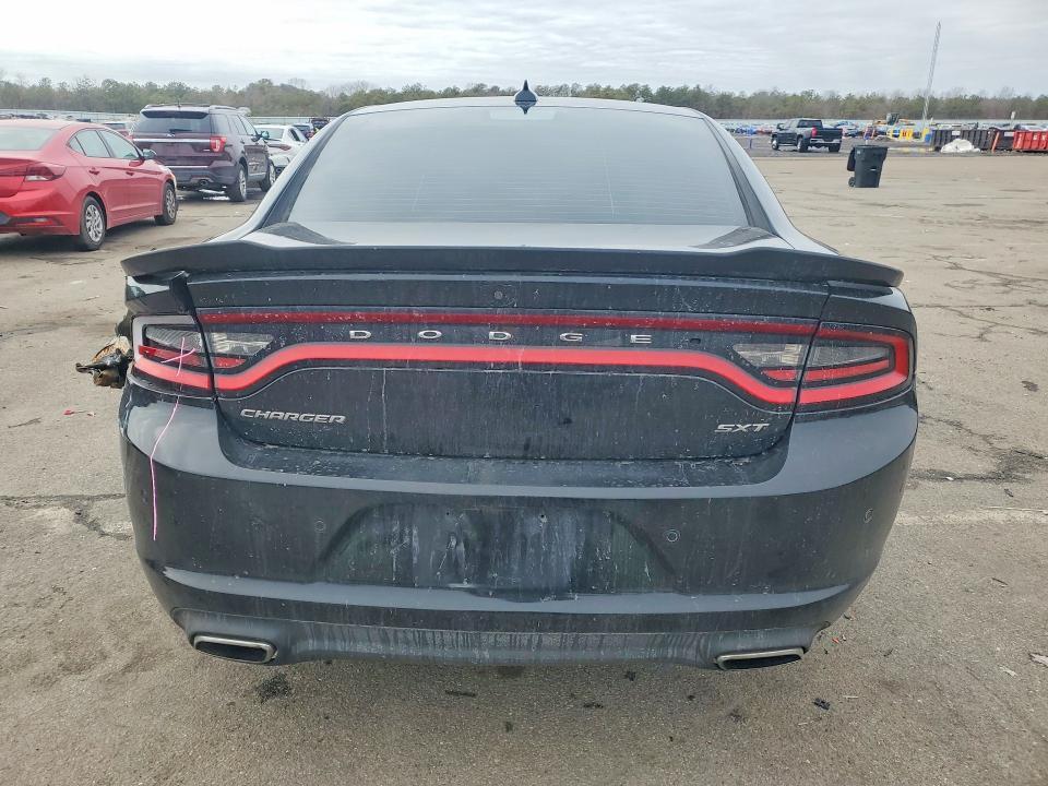 2018 Dodge Charger sxt Plus