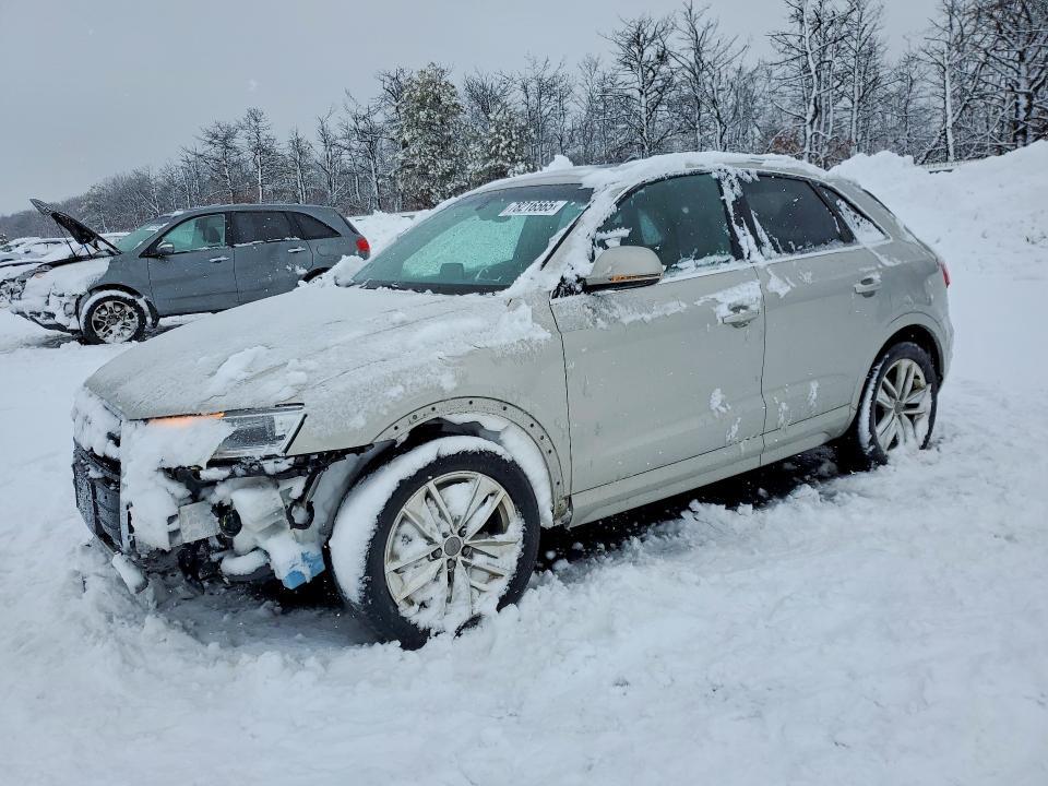 2016 Audi Q3 Premium Plus