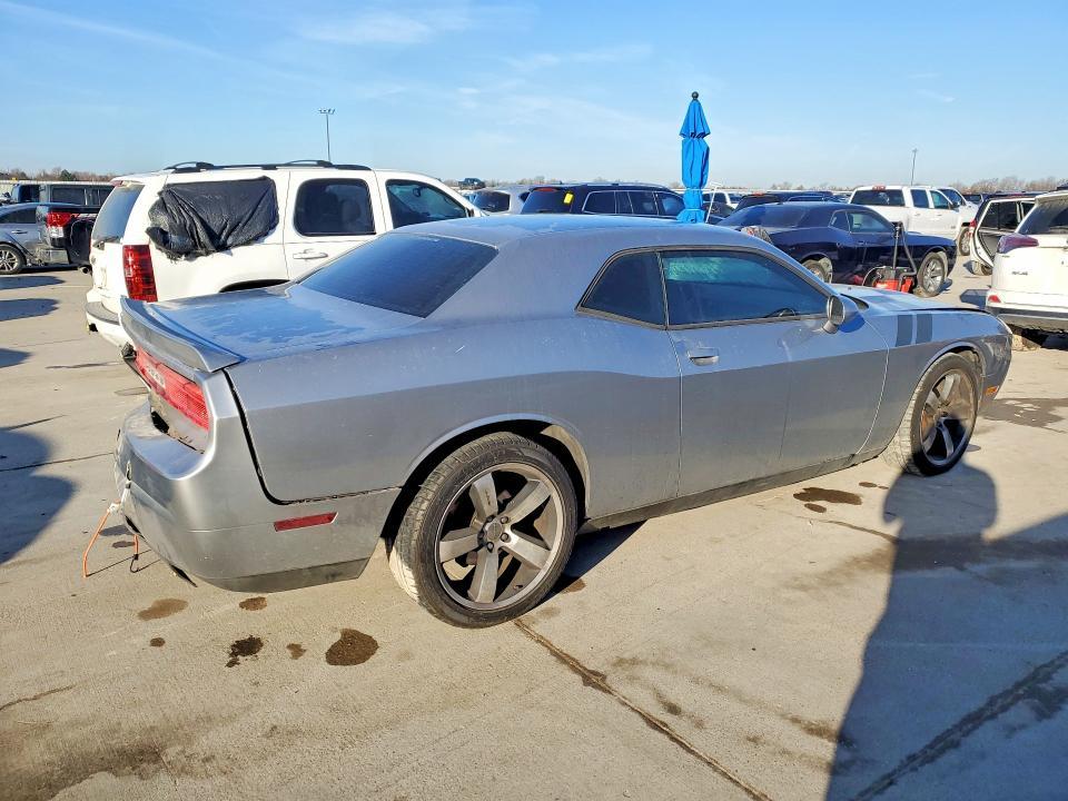 2014 Dodge Challenger sxt