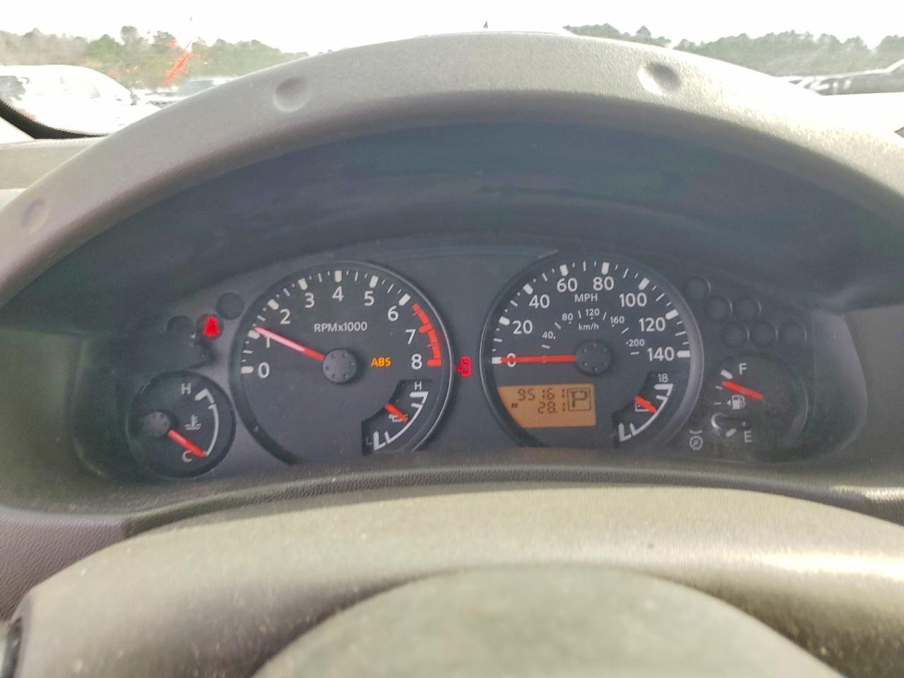 2005 Nissan Frontier se