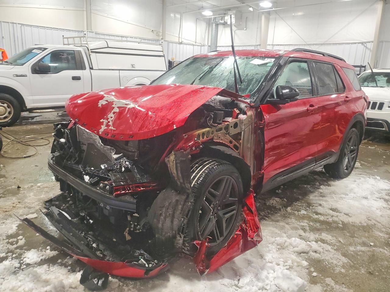 2025 Ford Explorer St-line