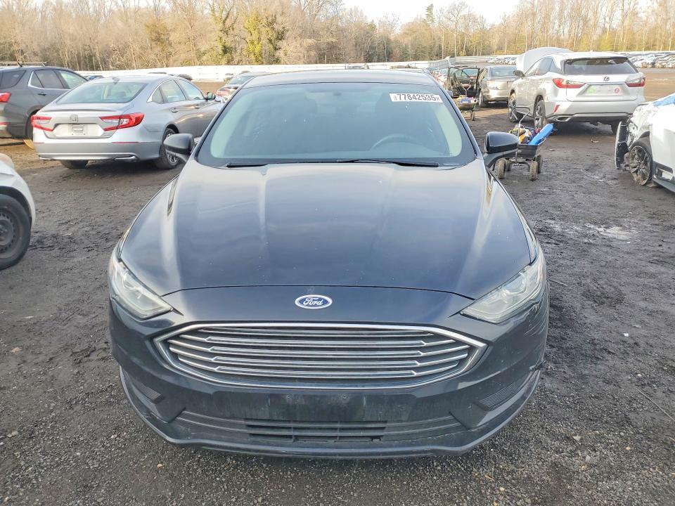 2018 Ford Fusion se Hybrid