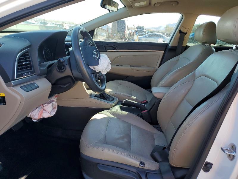 2017 Hyun Elantra gt Automatic