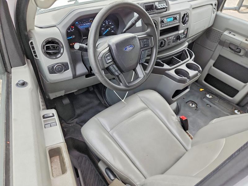 2022 Ford E350 BOX Truck