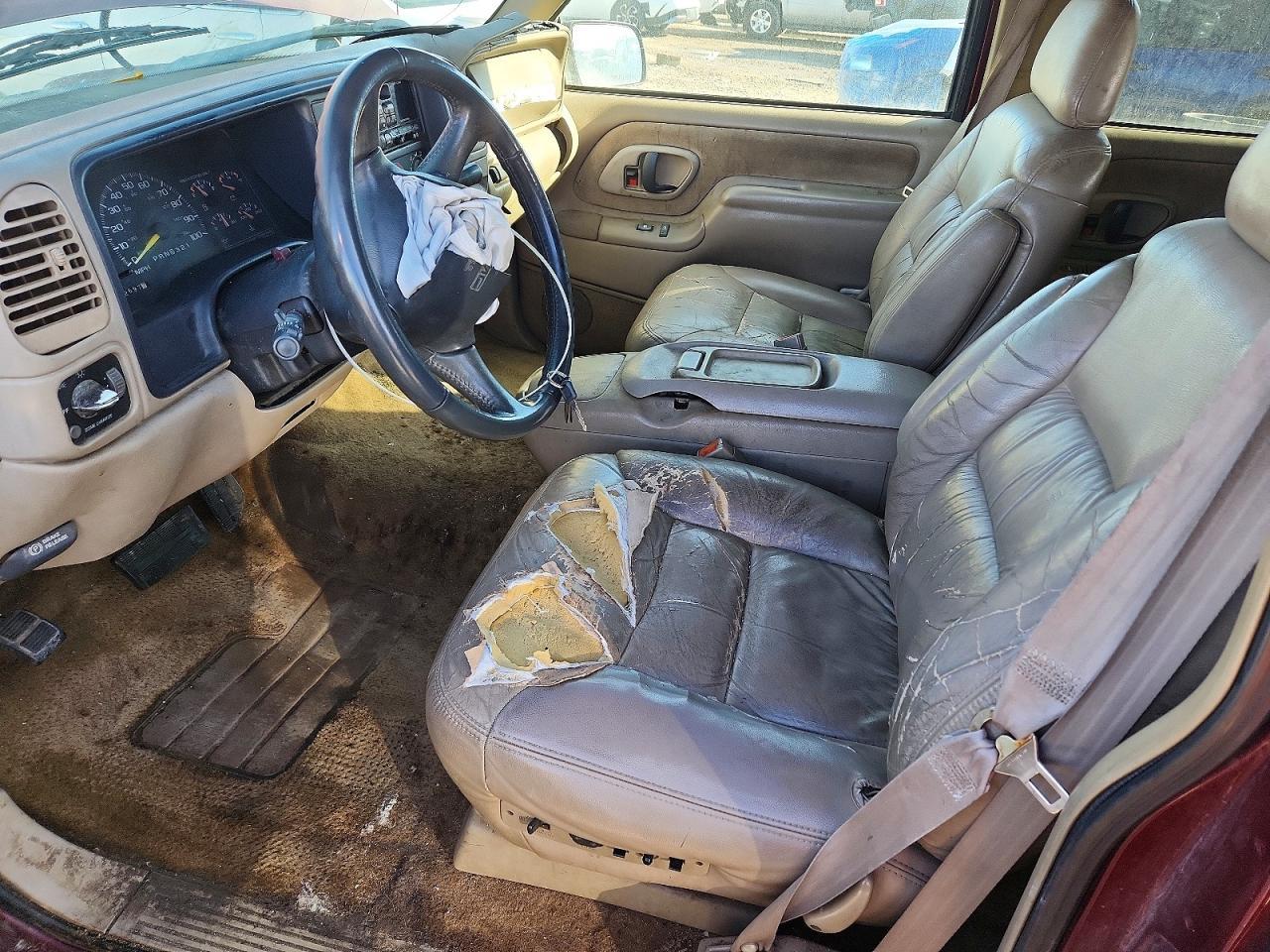 1999 GMC Suburban K2500
