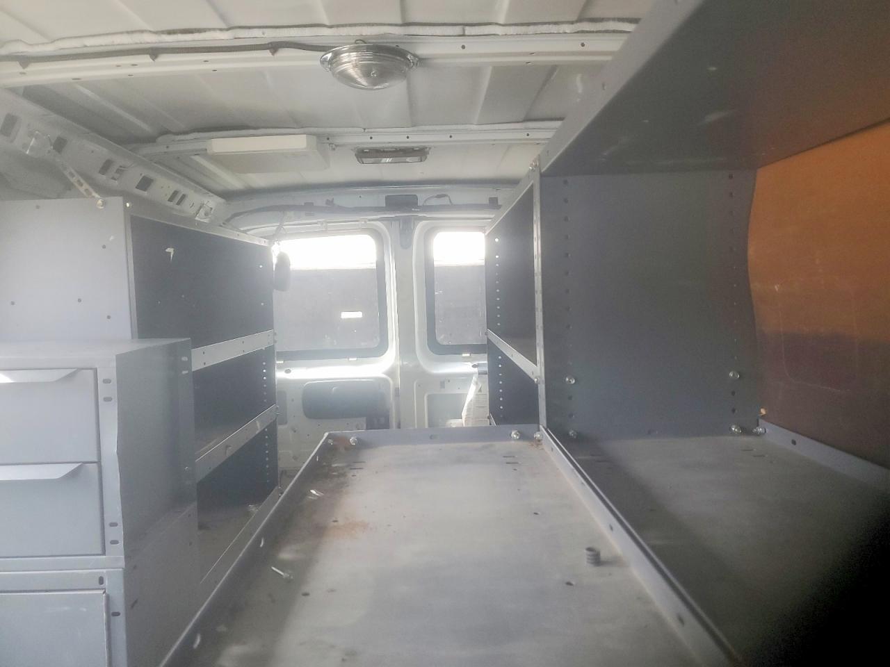 2013 Chev Express G2500