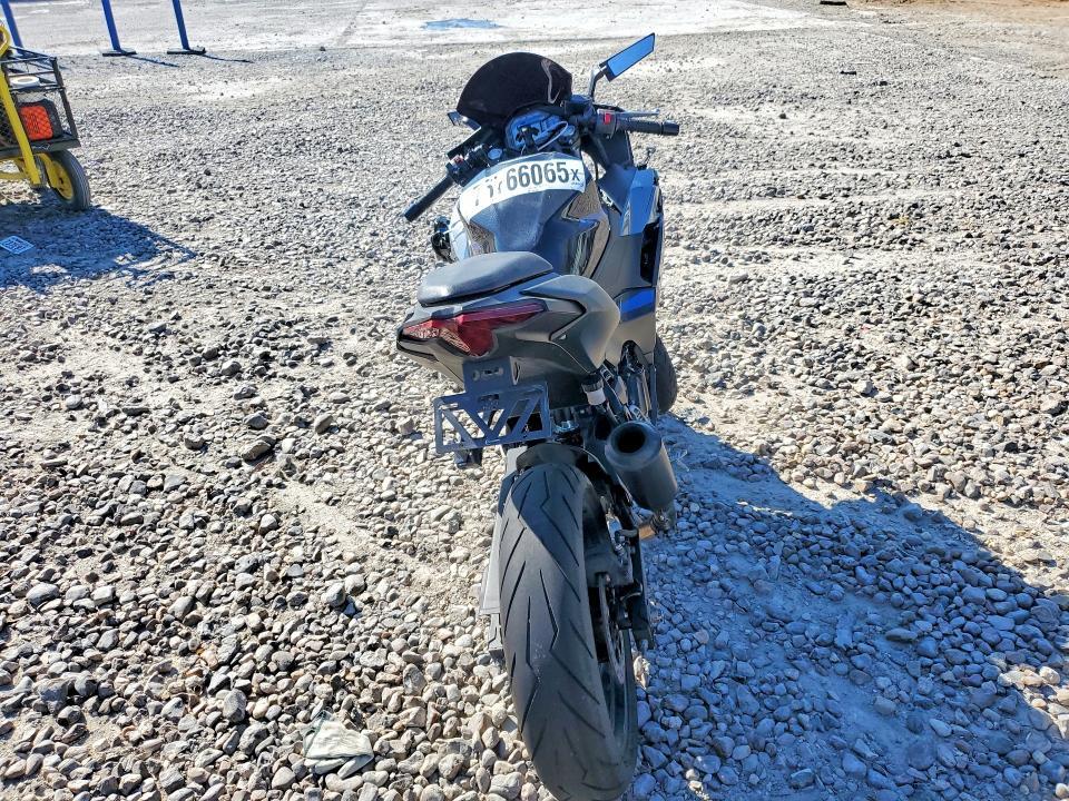 2025 Kawasaki EX500
