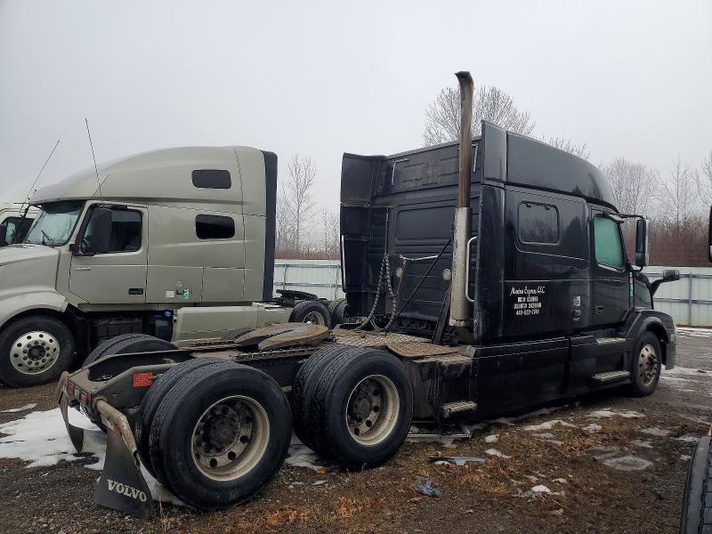 2017 Volvo Vnl Semi Truck
