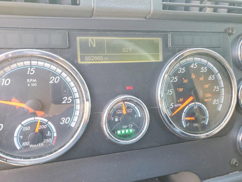 2016 Freightliner Cascadia 125