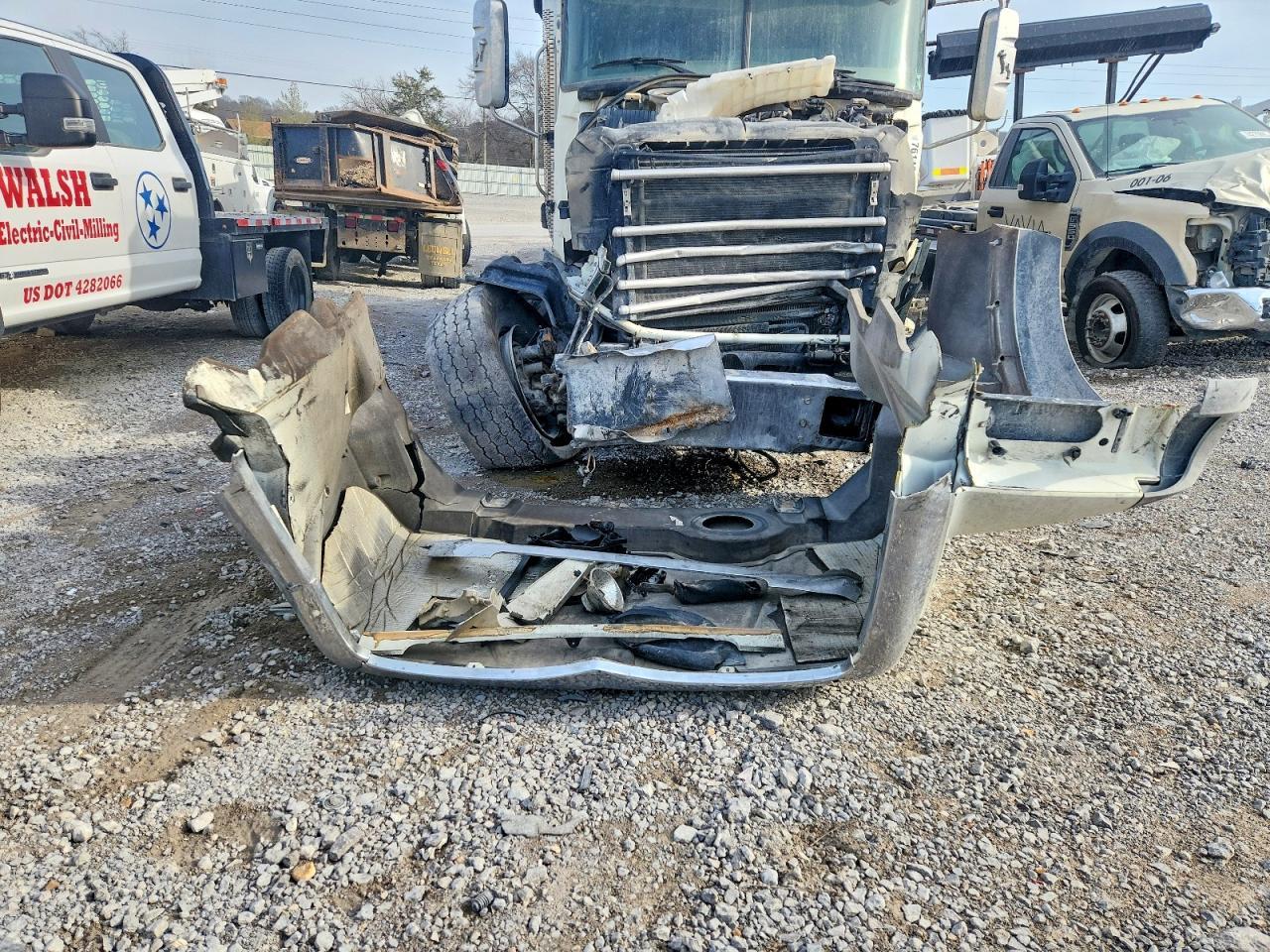 2015 Mack GU713 Dump Truck