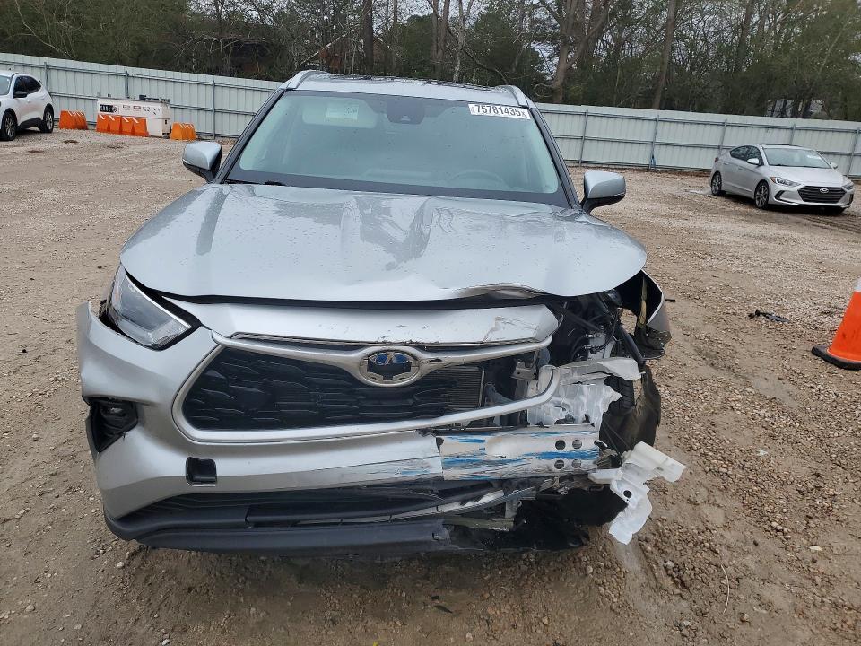 2023 Toyota Highlander Hybrid xle