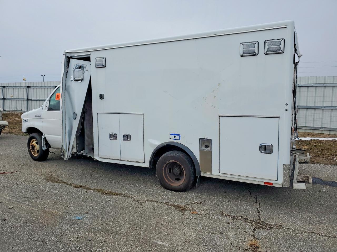 2023 Ford E450 Ambulance