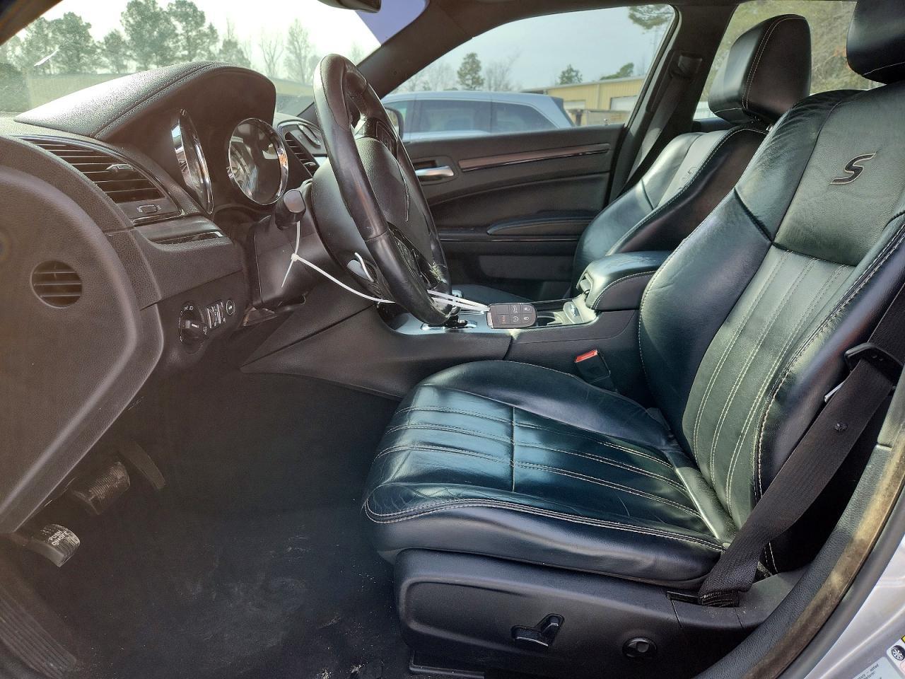 2014 Chrysler 300 s