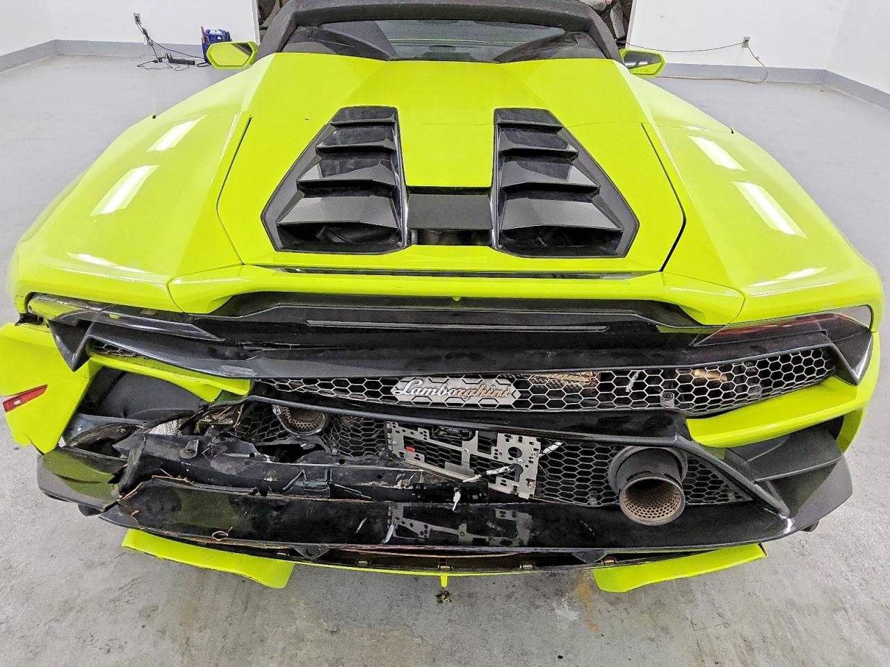 2022 Lamborghini Huracan evo