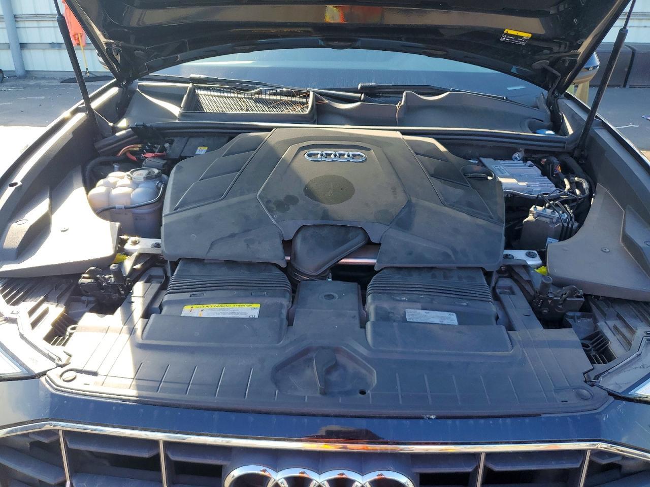 2019 Audi Q8 Premium