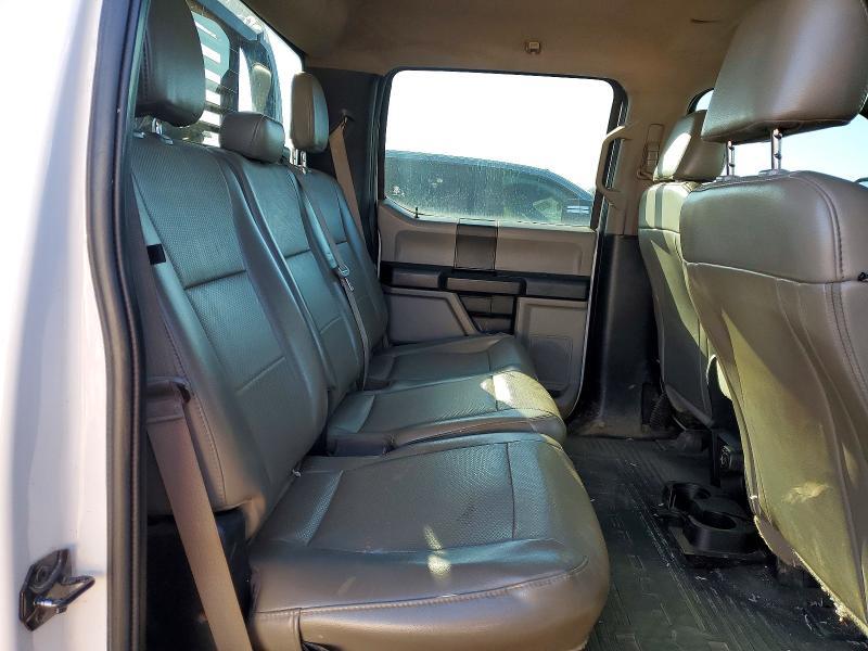 2019 Ford F550 Super Duty Flatbed Truck