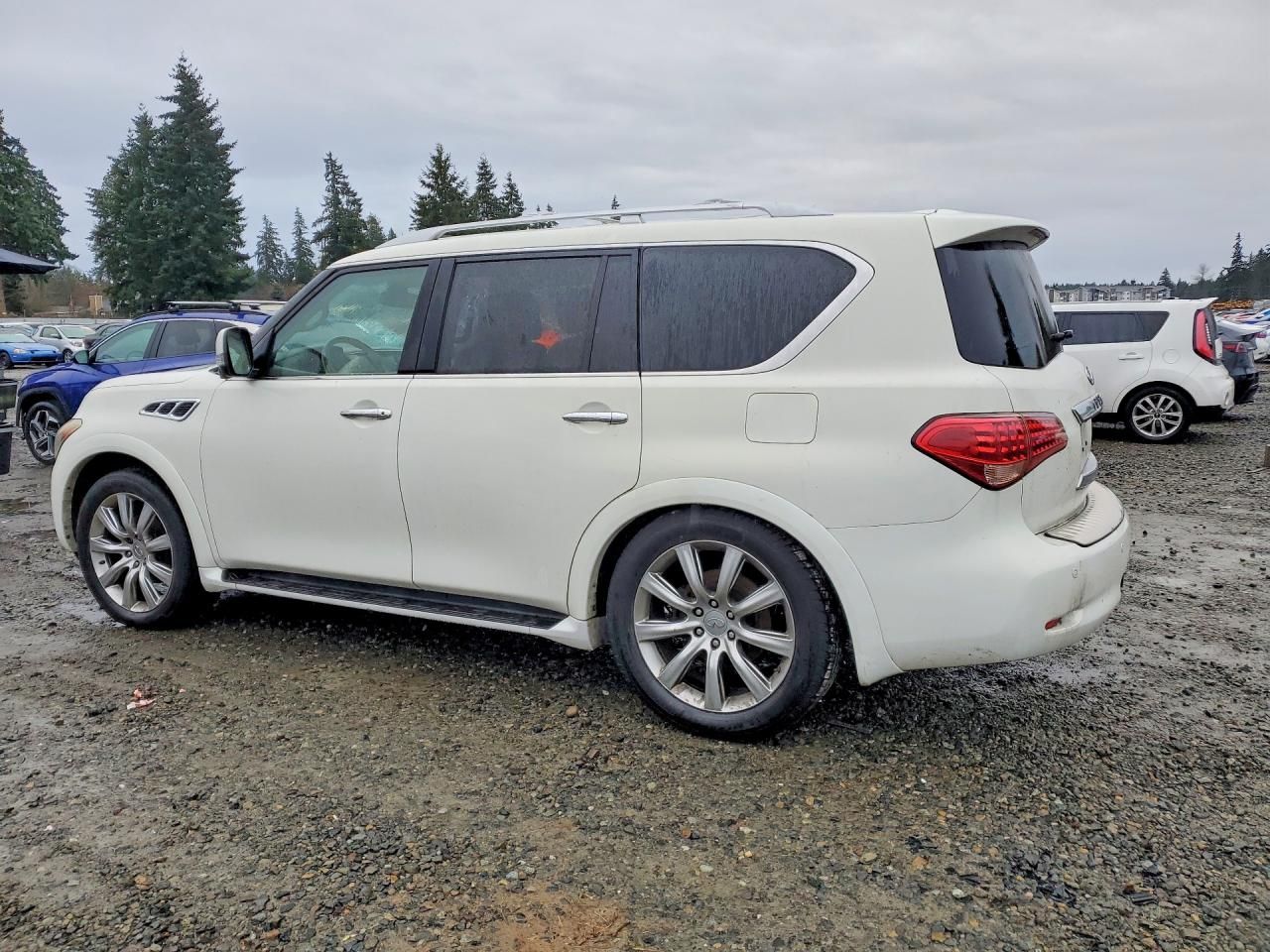 2013 Infiniti Qx56
