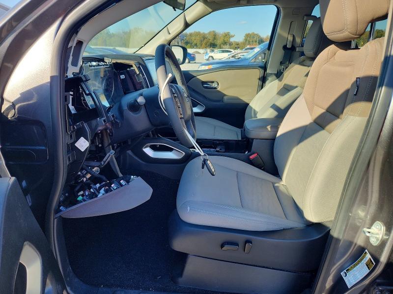 2022 Nissan Frontier sv