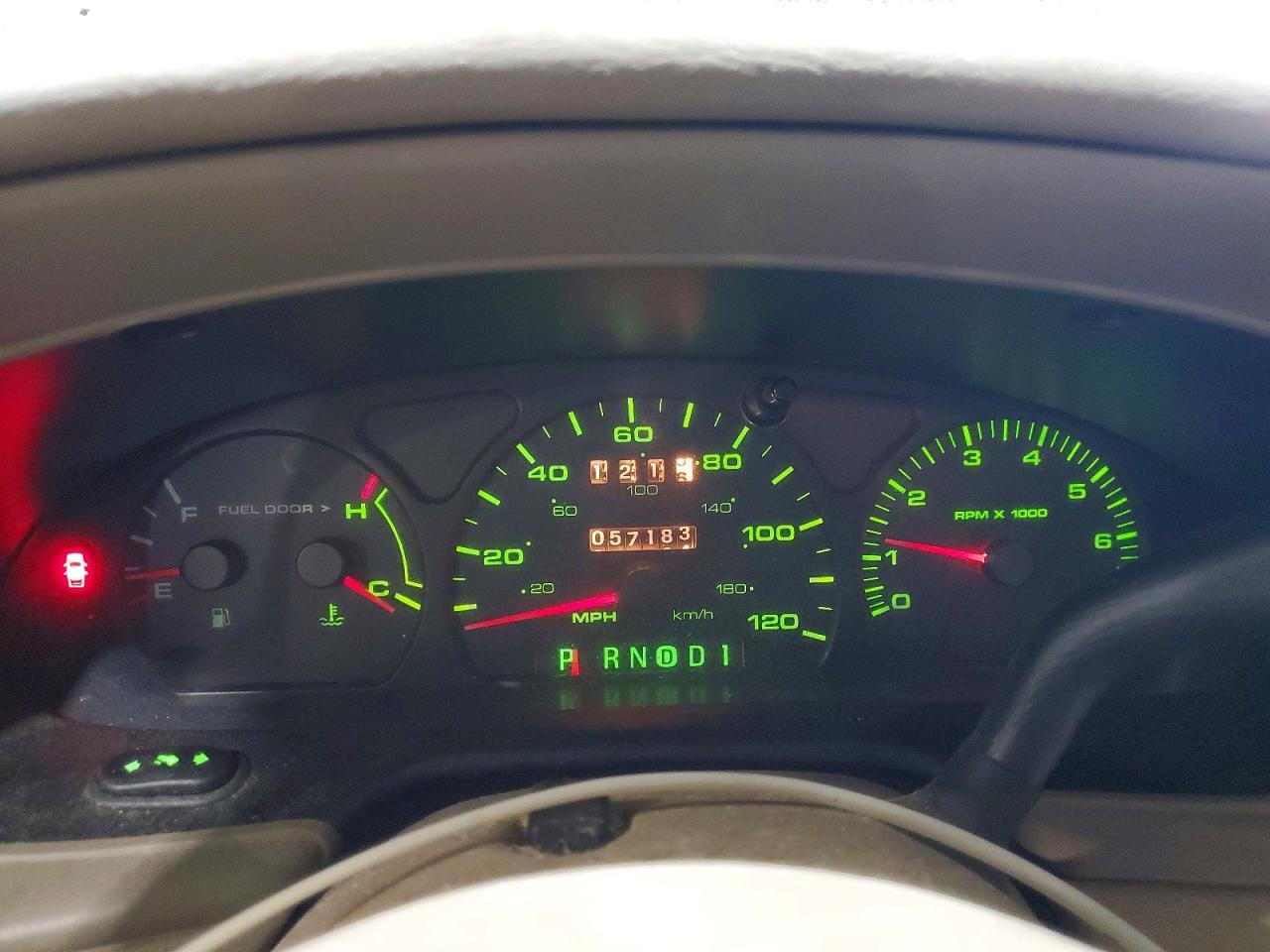 2003 Ford Taurus se