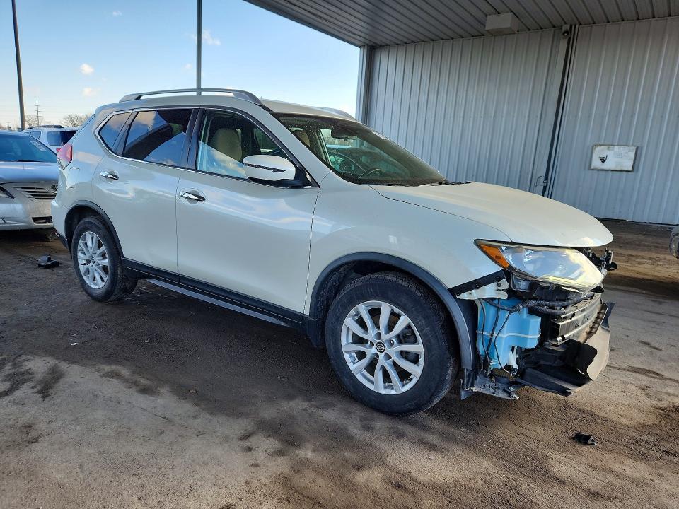 2019 Nissan Rogue sv