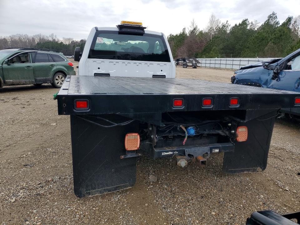 2017 Ford F350 Super Duty Flatbed Truck