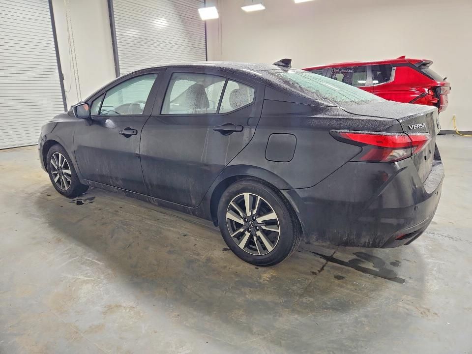 2025 Nissan Versa sv