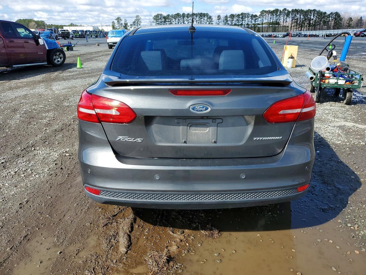 2017 Ford Focus Titanium
