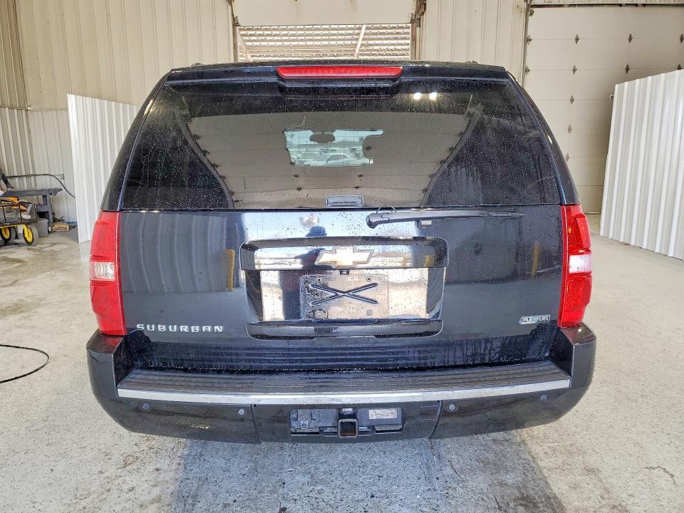 2011 Chevrolet Suburban K1500 ltz