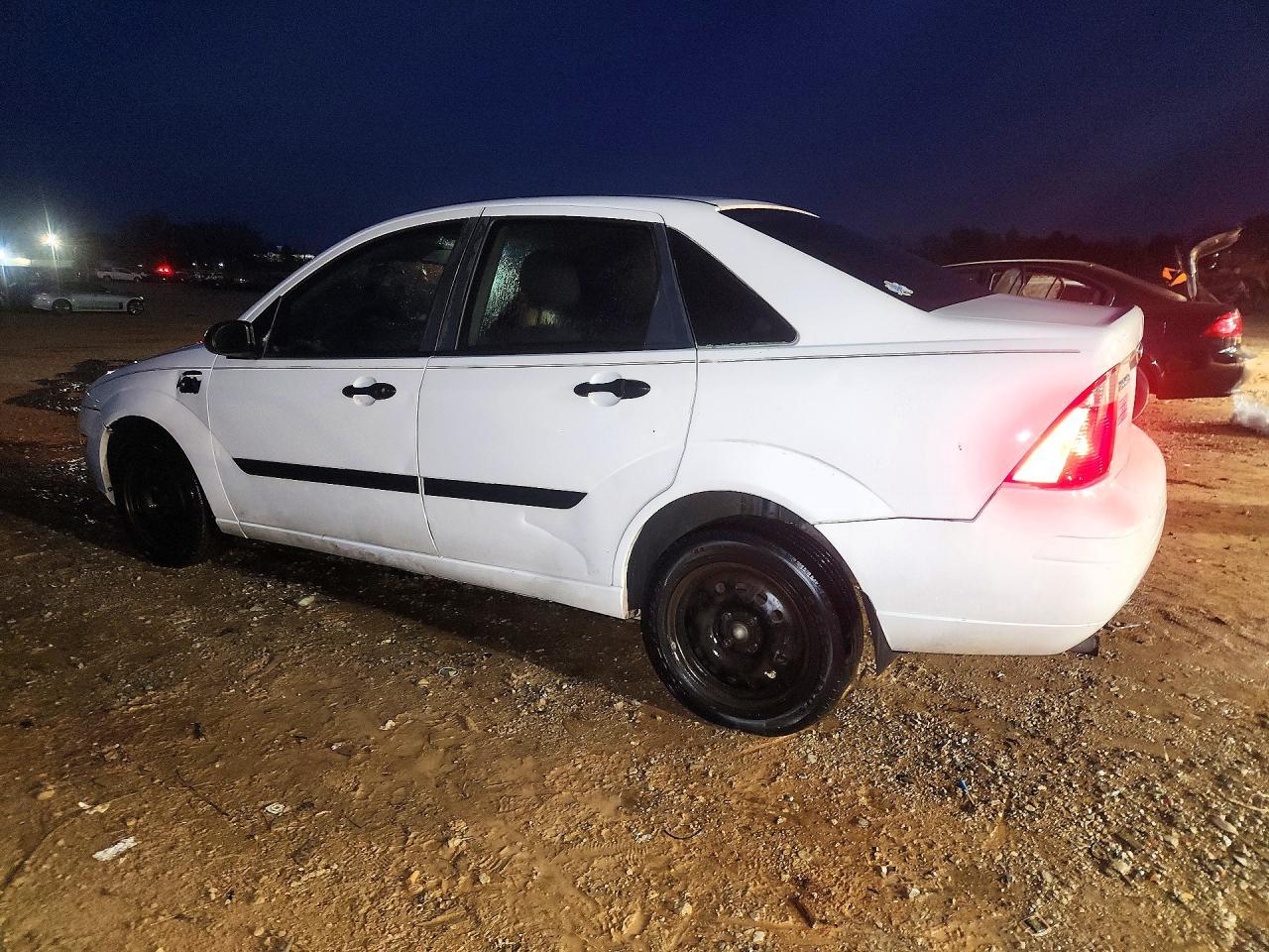 2005 Ford Focus ZX4