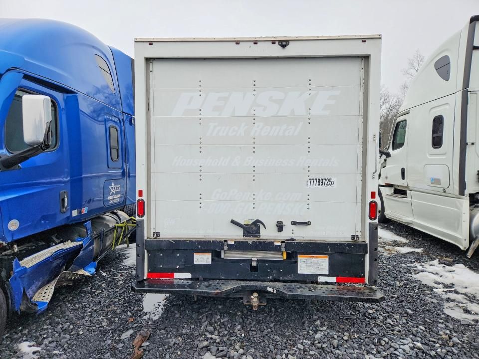 2022 GMC Savana BOX Truck