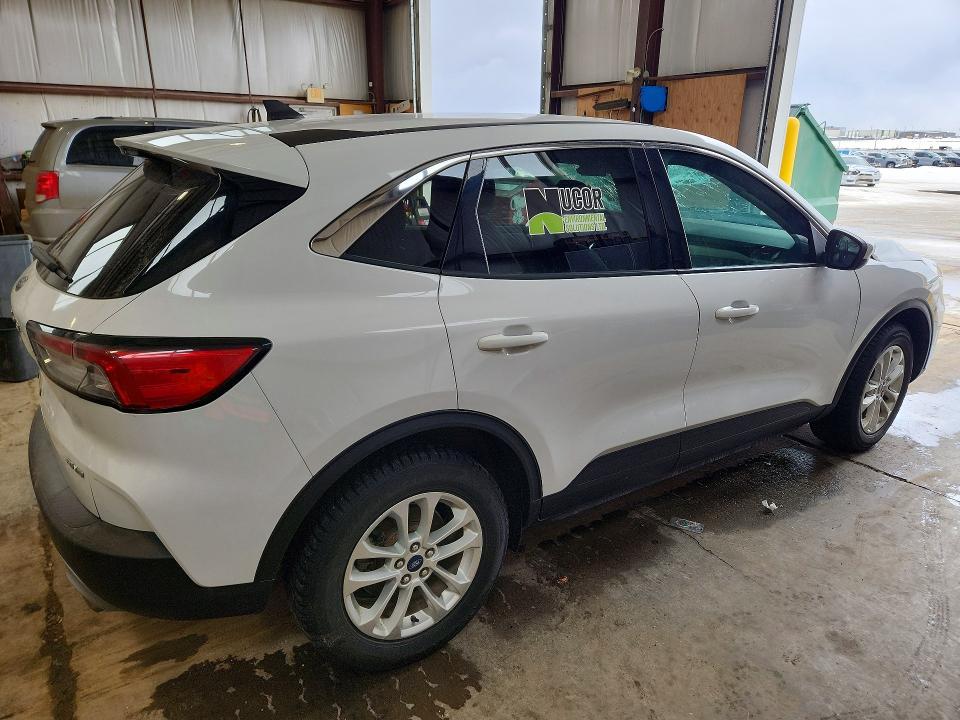 2021 Ford Escape se