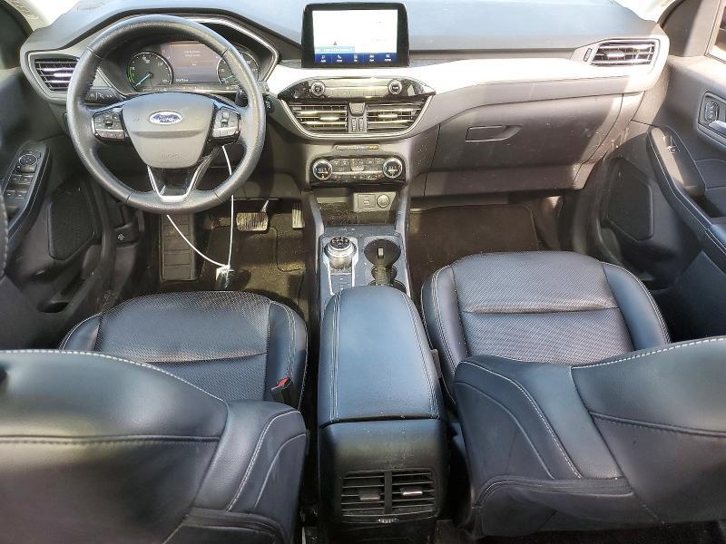 2021 Ford Escape sel