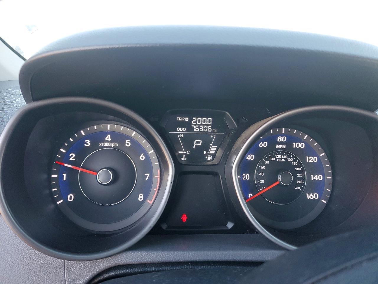 2012 Hyundai Elantra gls